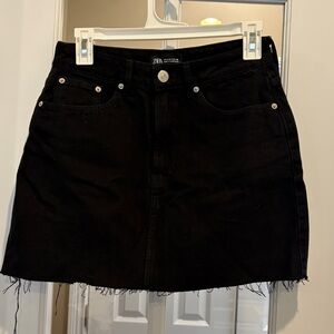 Zara Classic Black Mini Skirt